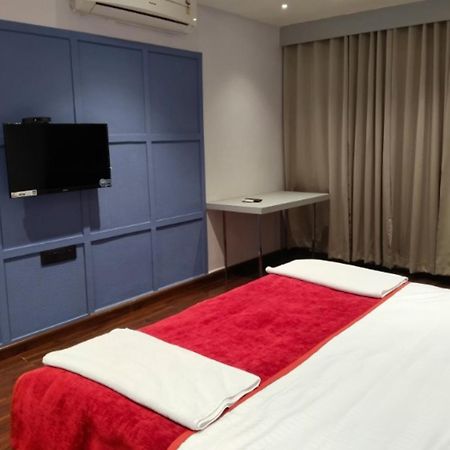 Hotel Balaji Central Ratlam Екстер'єр фото
