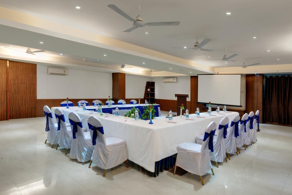 Hotel Balaji Central Ratlam Екстер'єр фото
