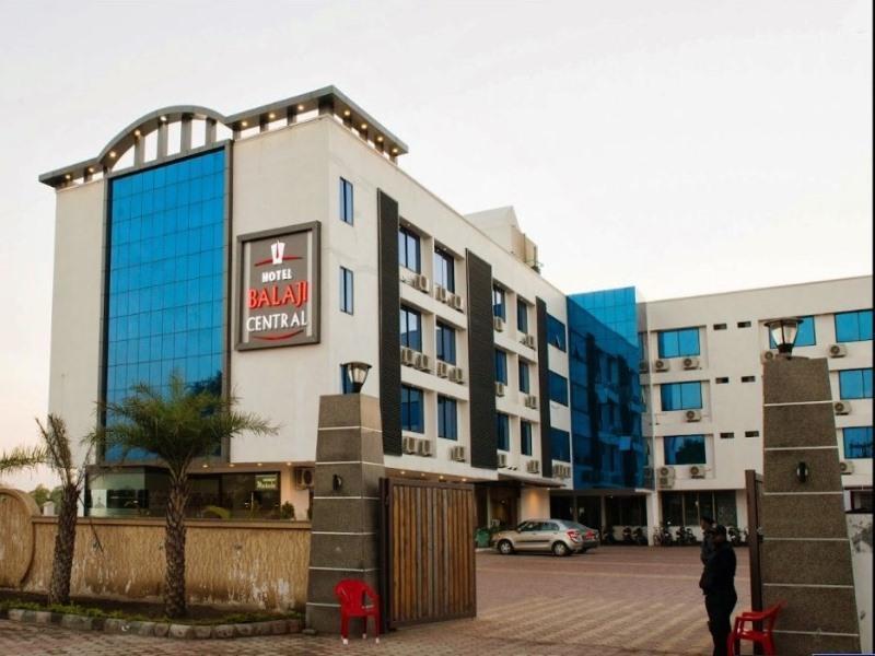 Hotel Balaji Central Ratlam Екстер'єр фото