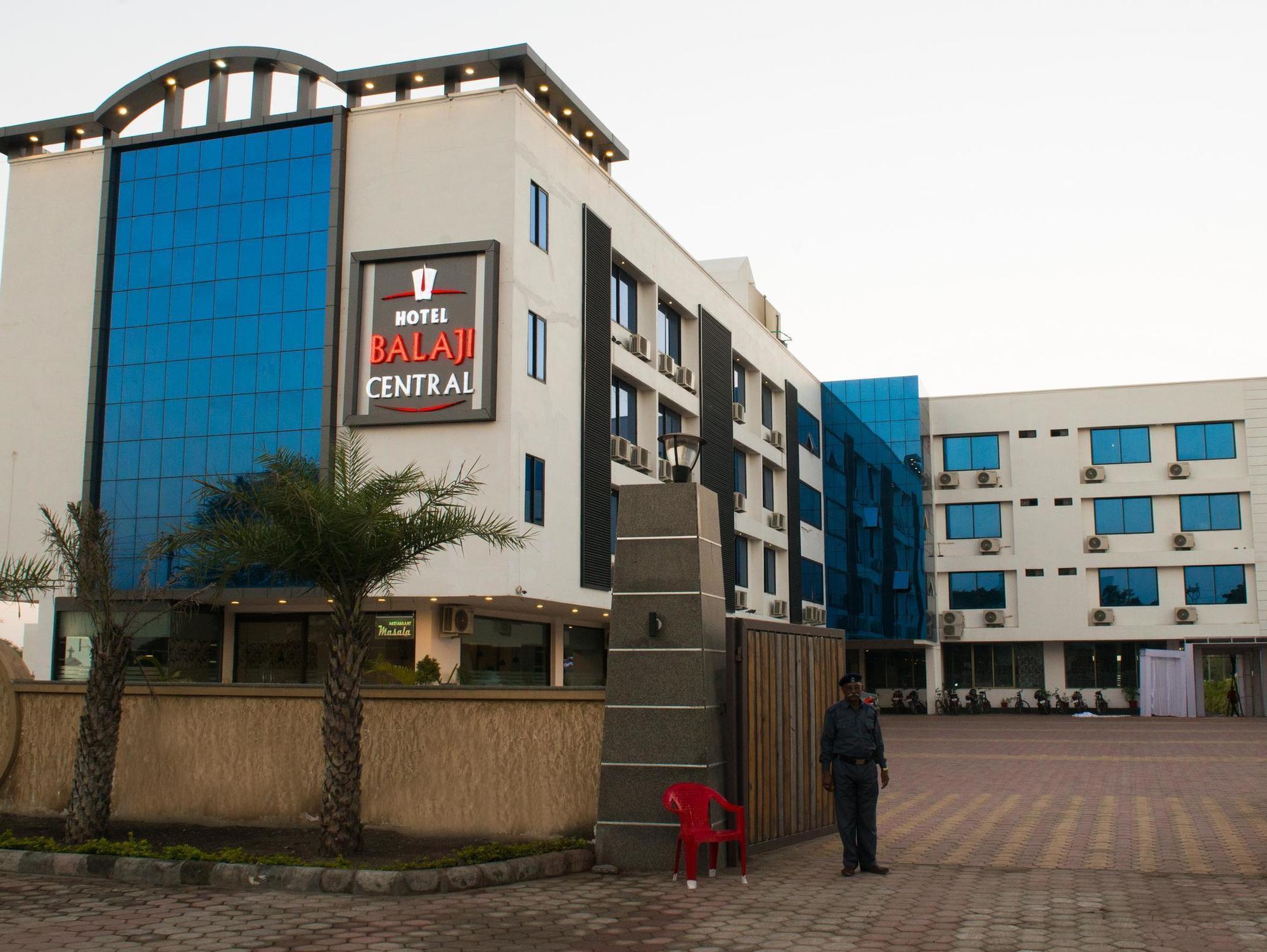 Hotel Balaji Central Ratlam Екстер'єр фото
