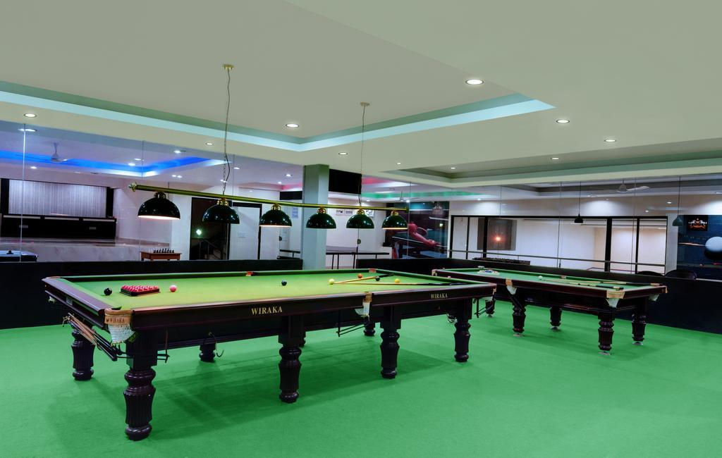 Hotel Balaji Central Ratlam Екстер'єр фото