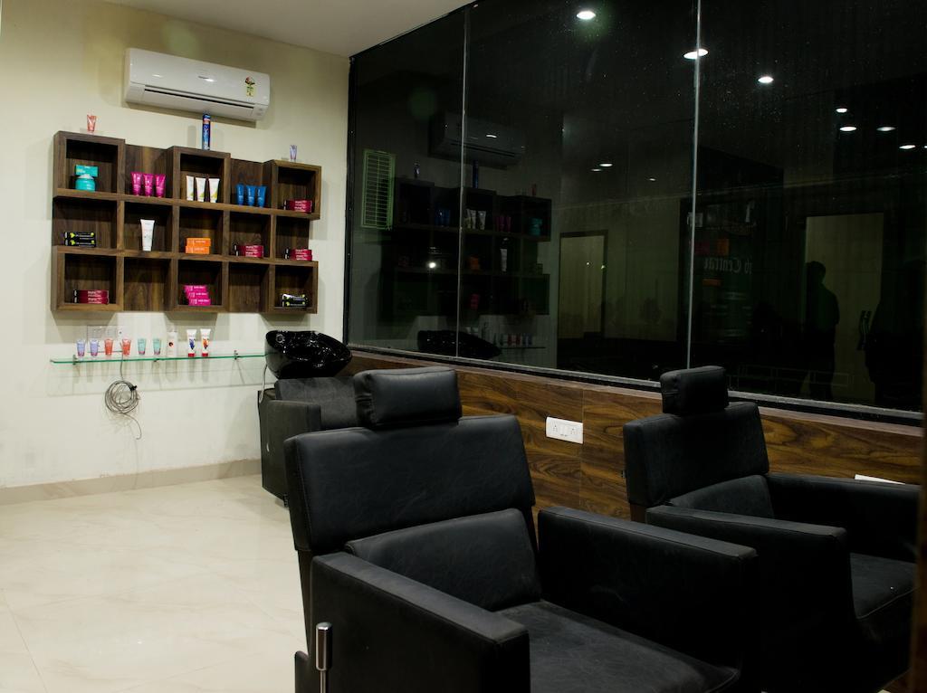 Hotel Balaji Central Ratlam Екстер'єр фото