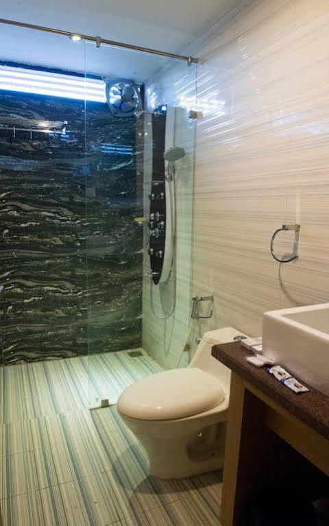 Hotel Balaji Central Ratlam Екстер'єр фото